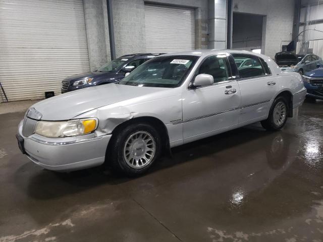 Lincoln Towncar (2001)