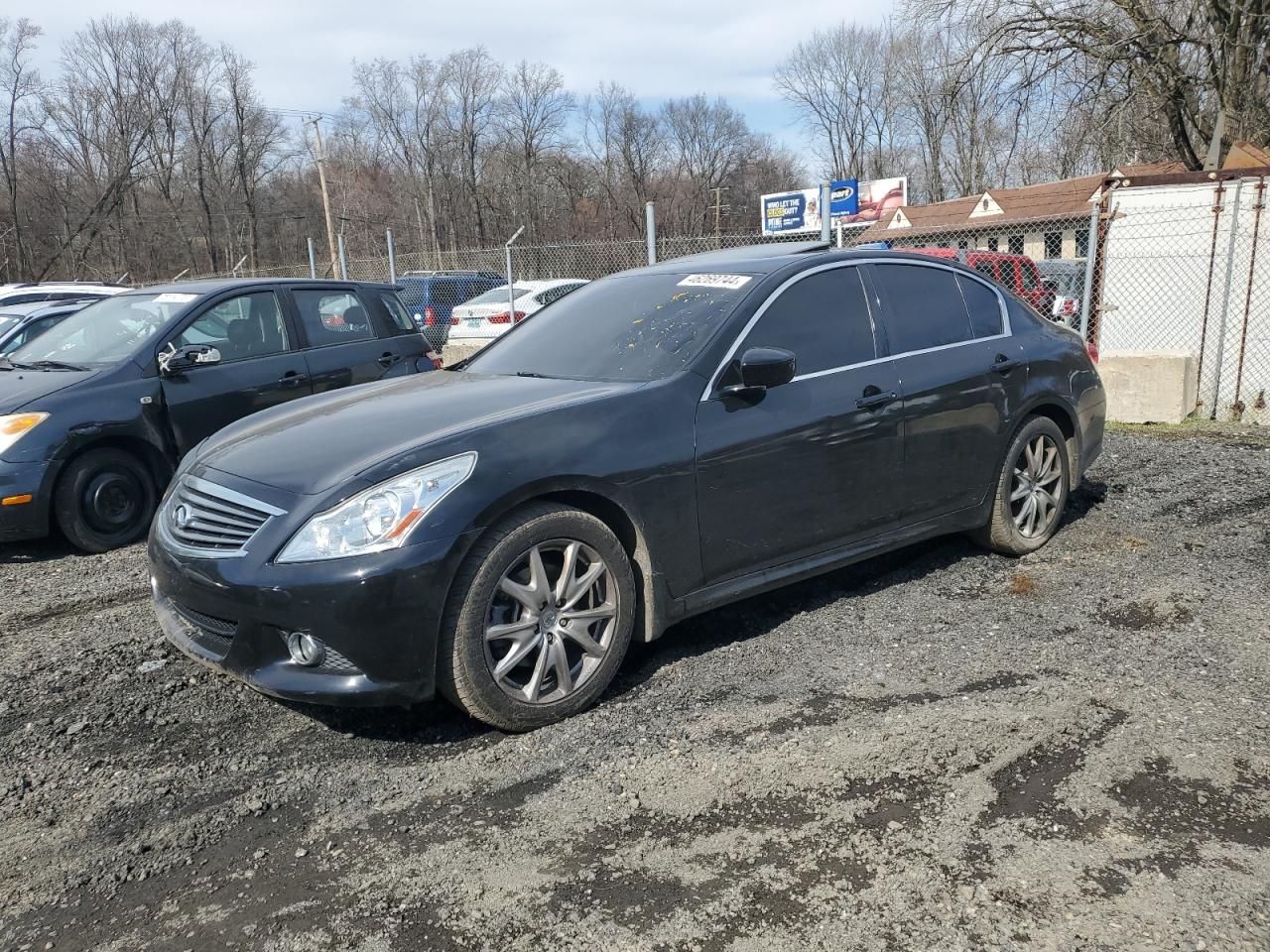 Infiniti G (2012)