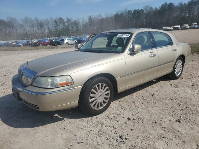 Lincoln Towncar (2005)
