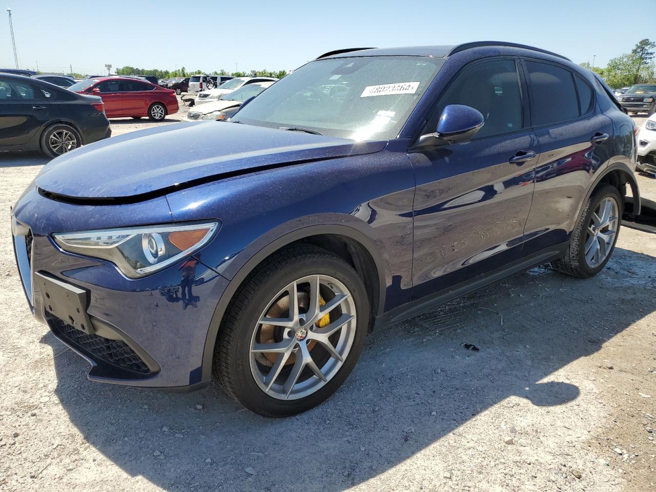 Alfa-romeo Stelvio (2018)