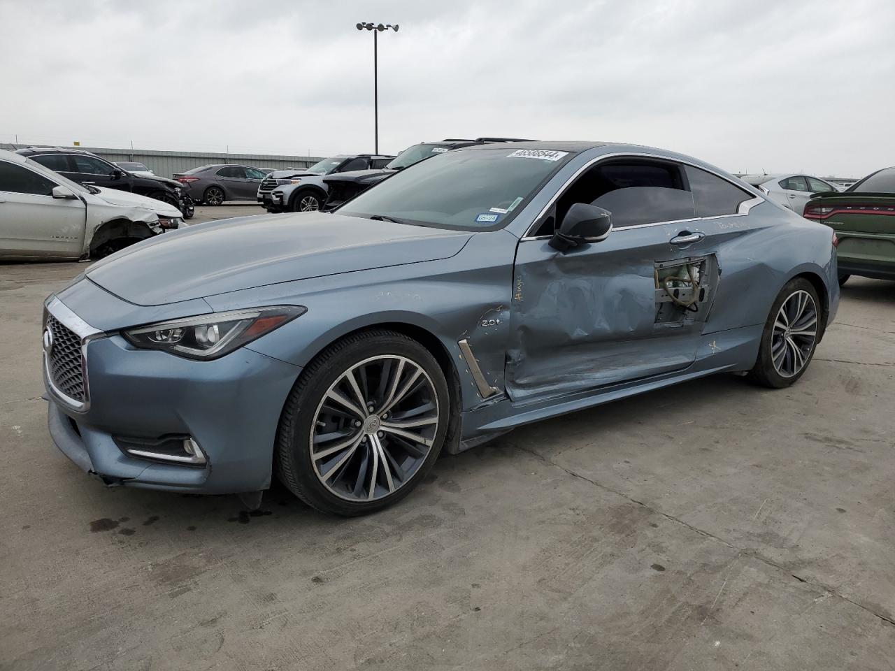 Infiniti Q60 (2017)