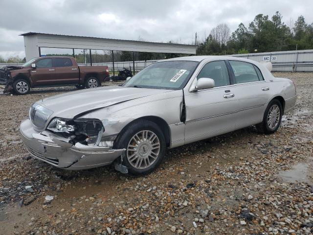 Lincoln Towncar (2008)
