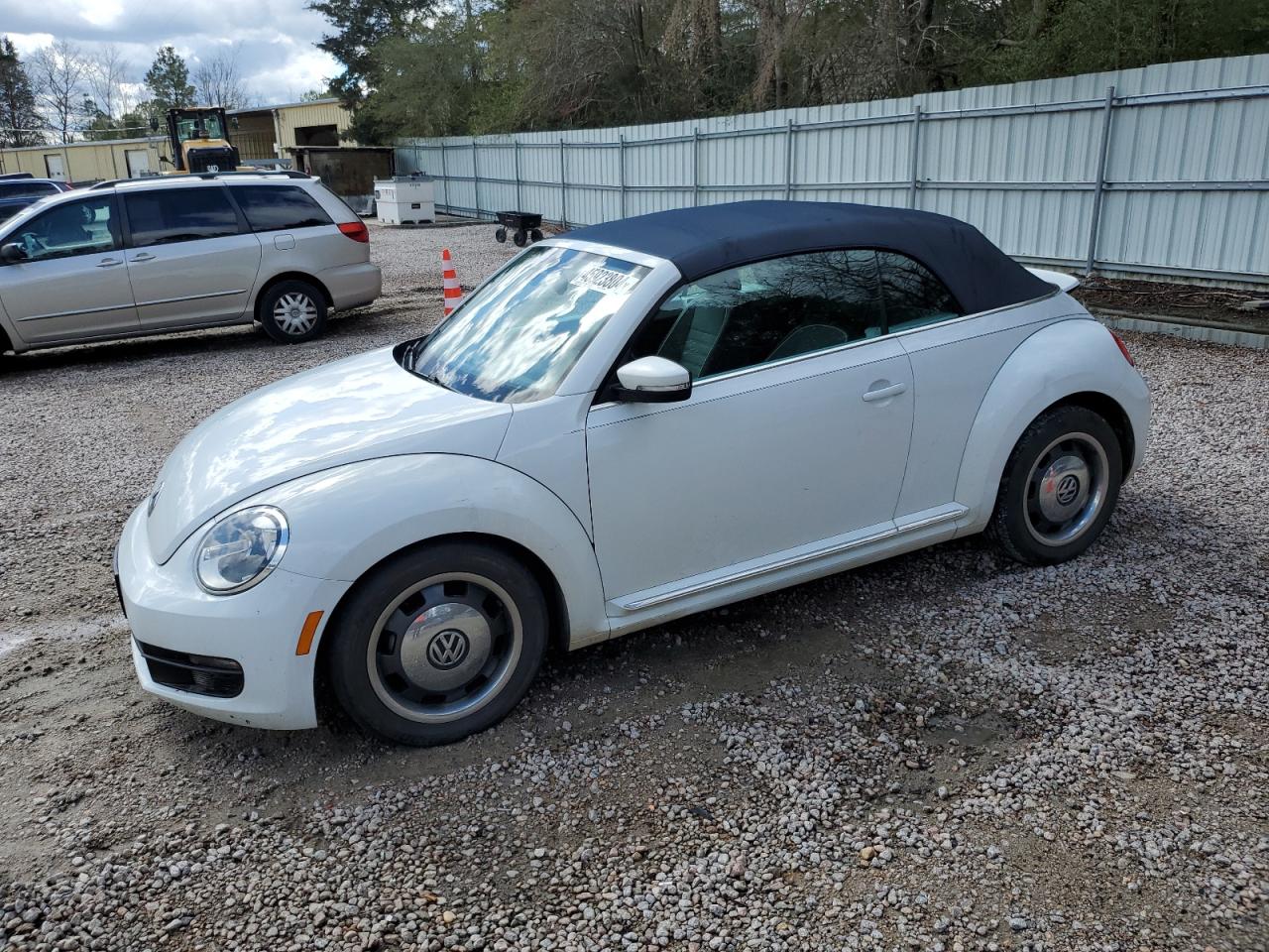 Volkswagen Beetle (2016)