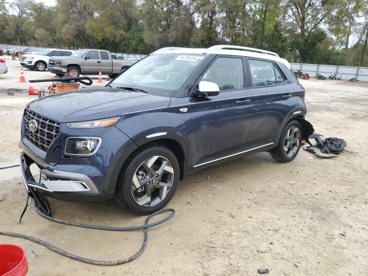 Hyundai Venue (2023)