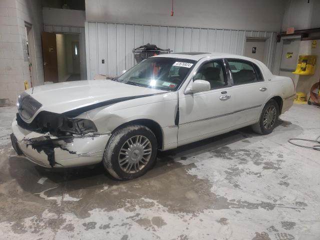 Lincoln Towncar (2006)