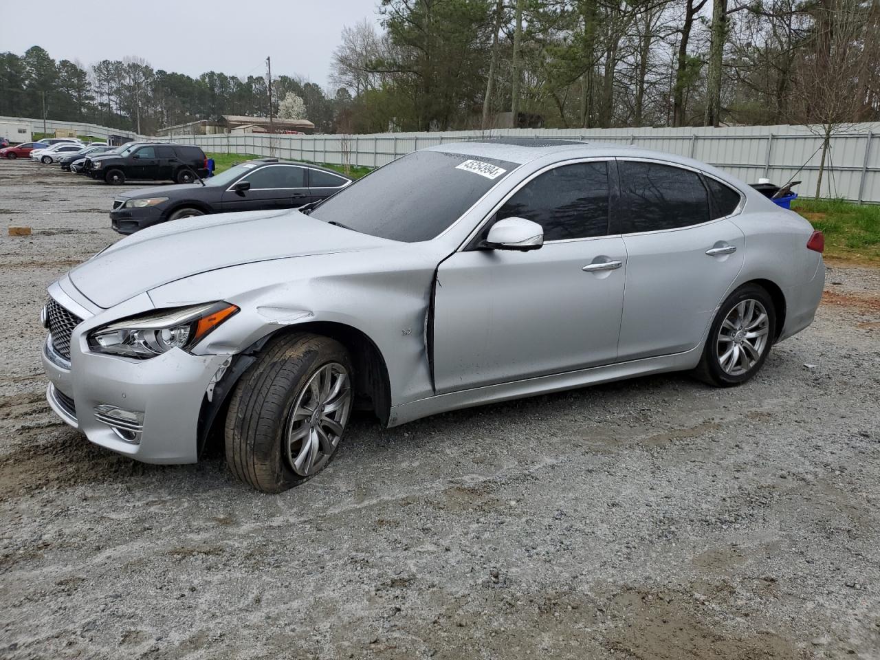 Infiniti Q70 (2018)