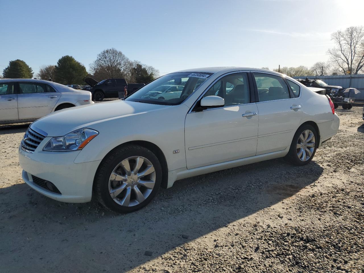 Infiniti M (2007)
