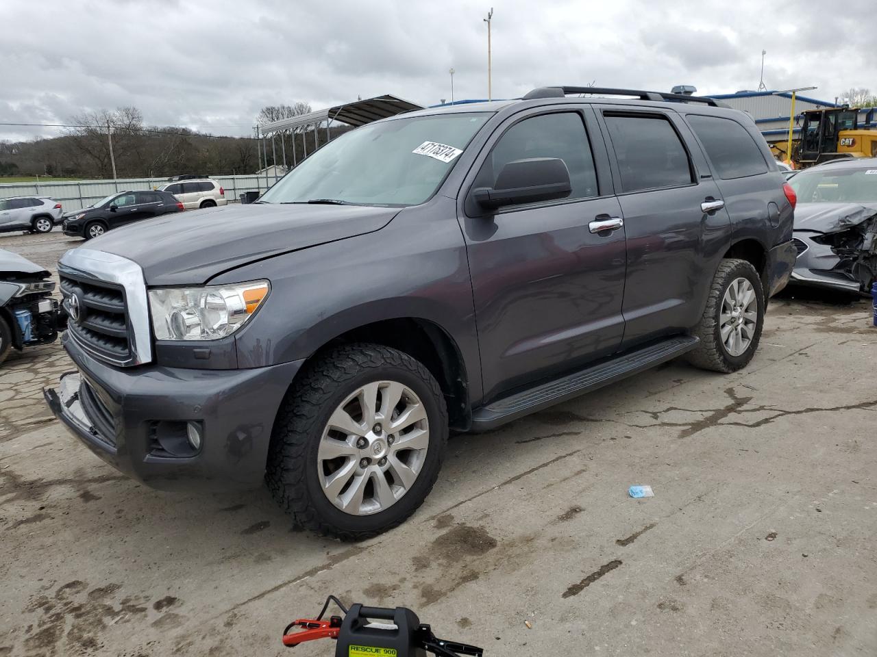 Toyota Sequoia (2012)