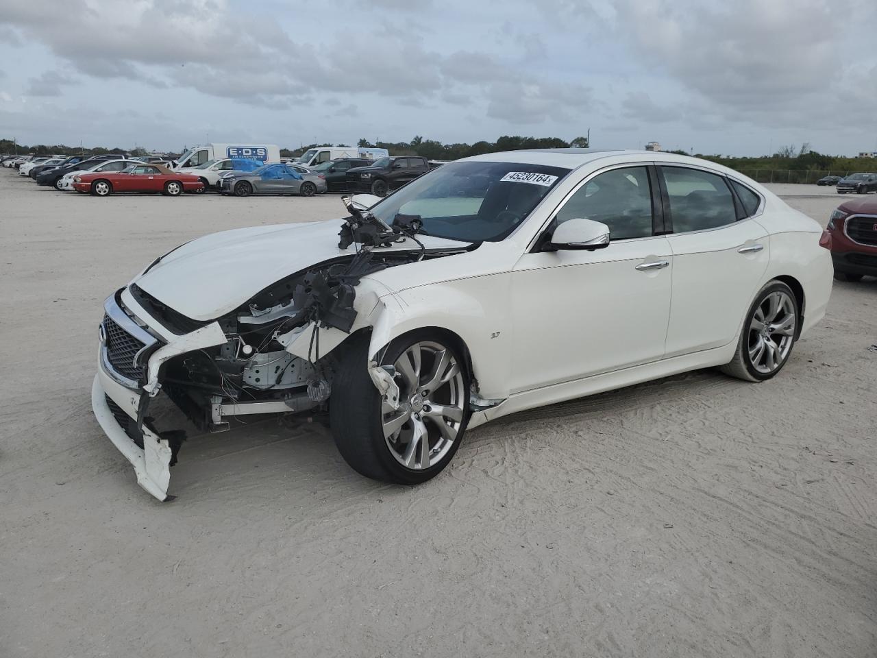 Infiniti Q70 (2018)