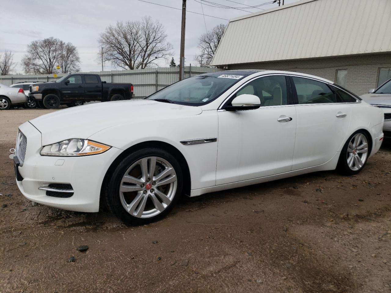 Jaguar Xj (2015)