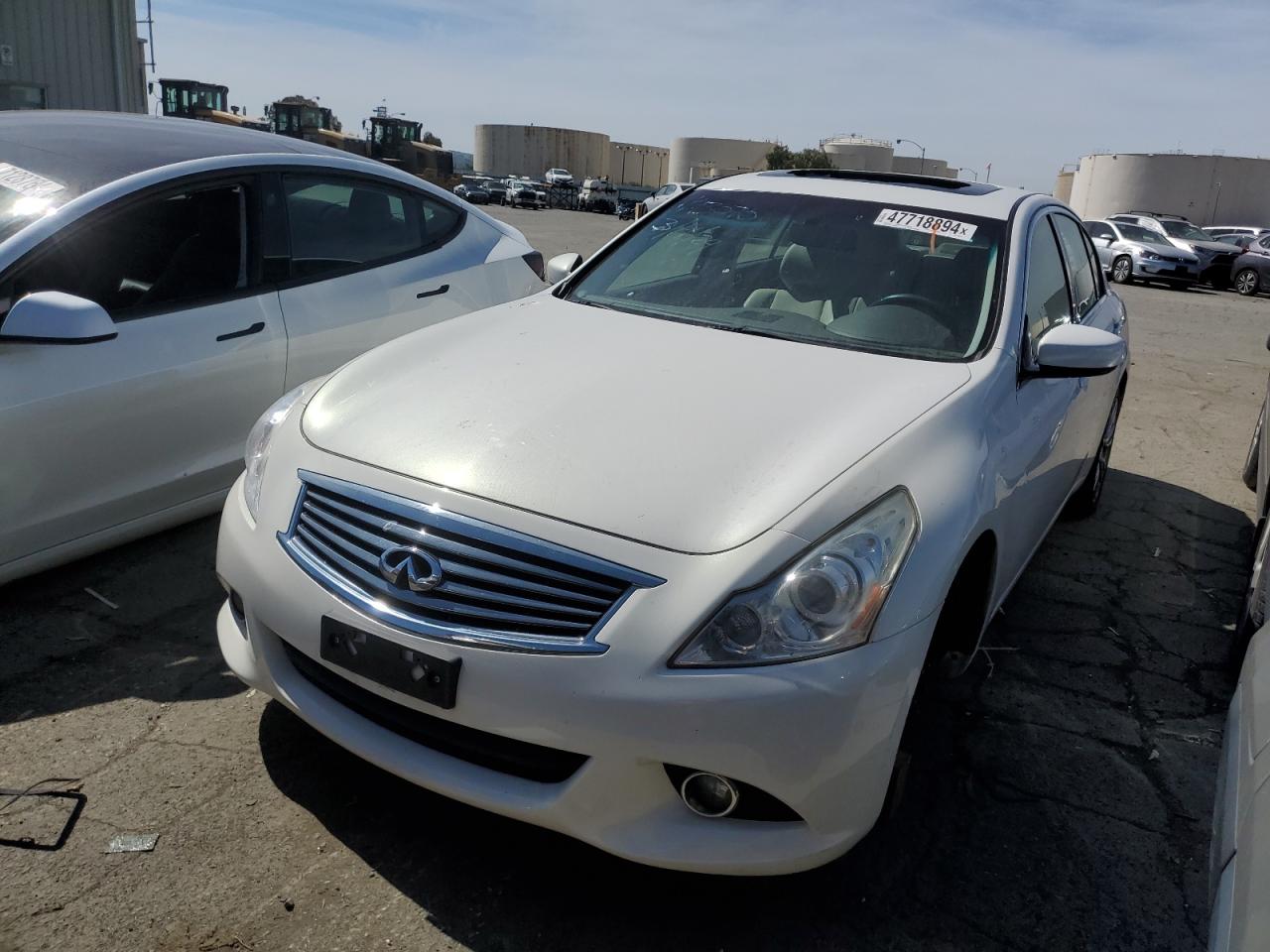 Infiniti G (2012)