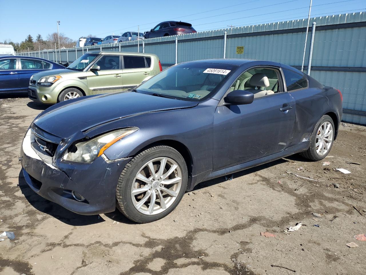 Infiniti G (2011)