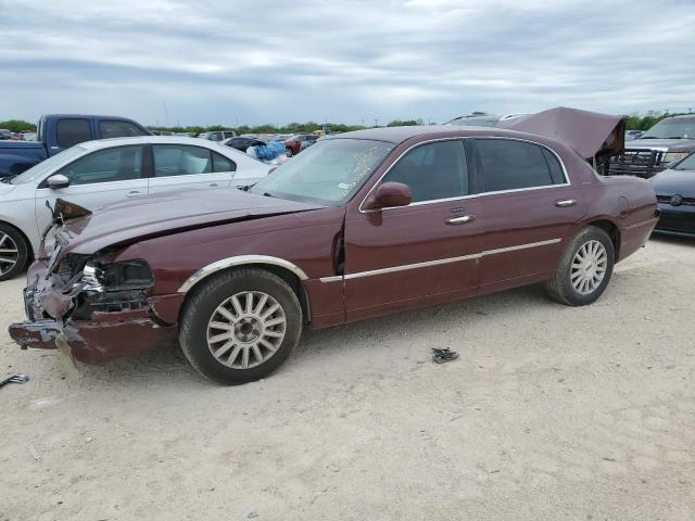 Lincoln Towncar (2003)