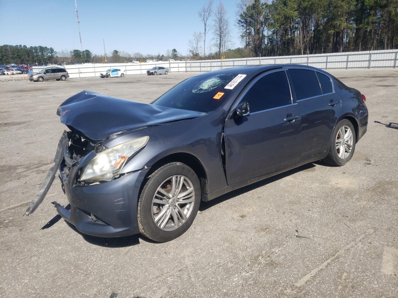Infiniti G (2012)