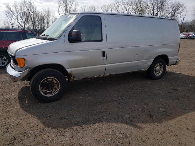 Ford E350 (2006)