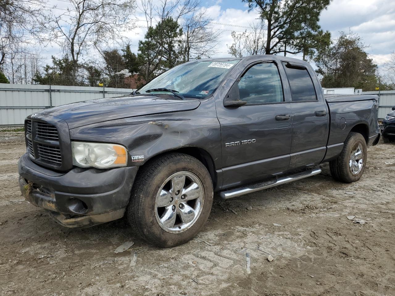 Dodge Ram (2004)