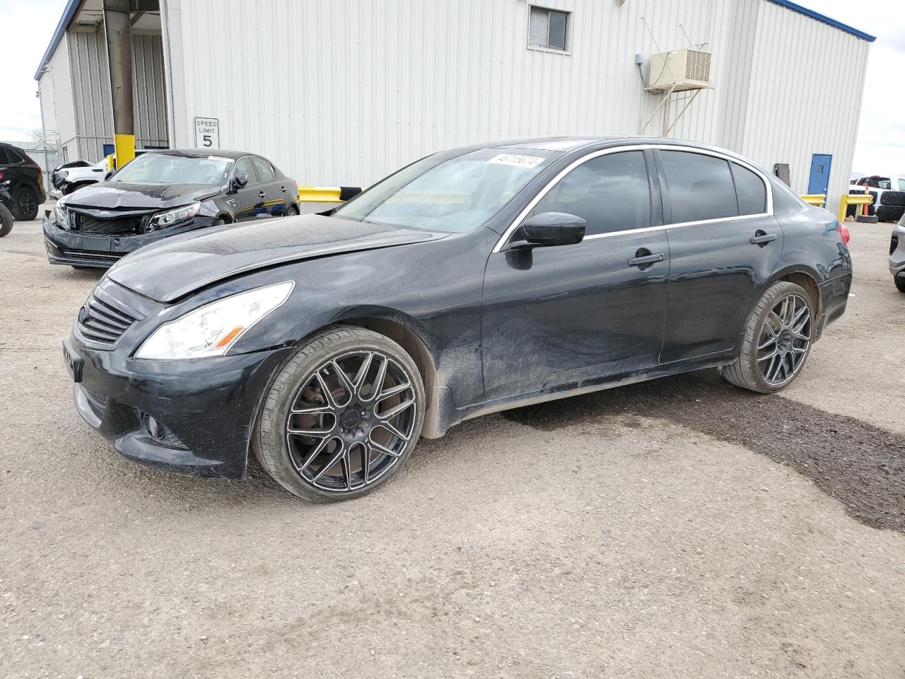 Infiniti G (2012)
