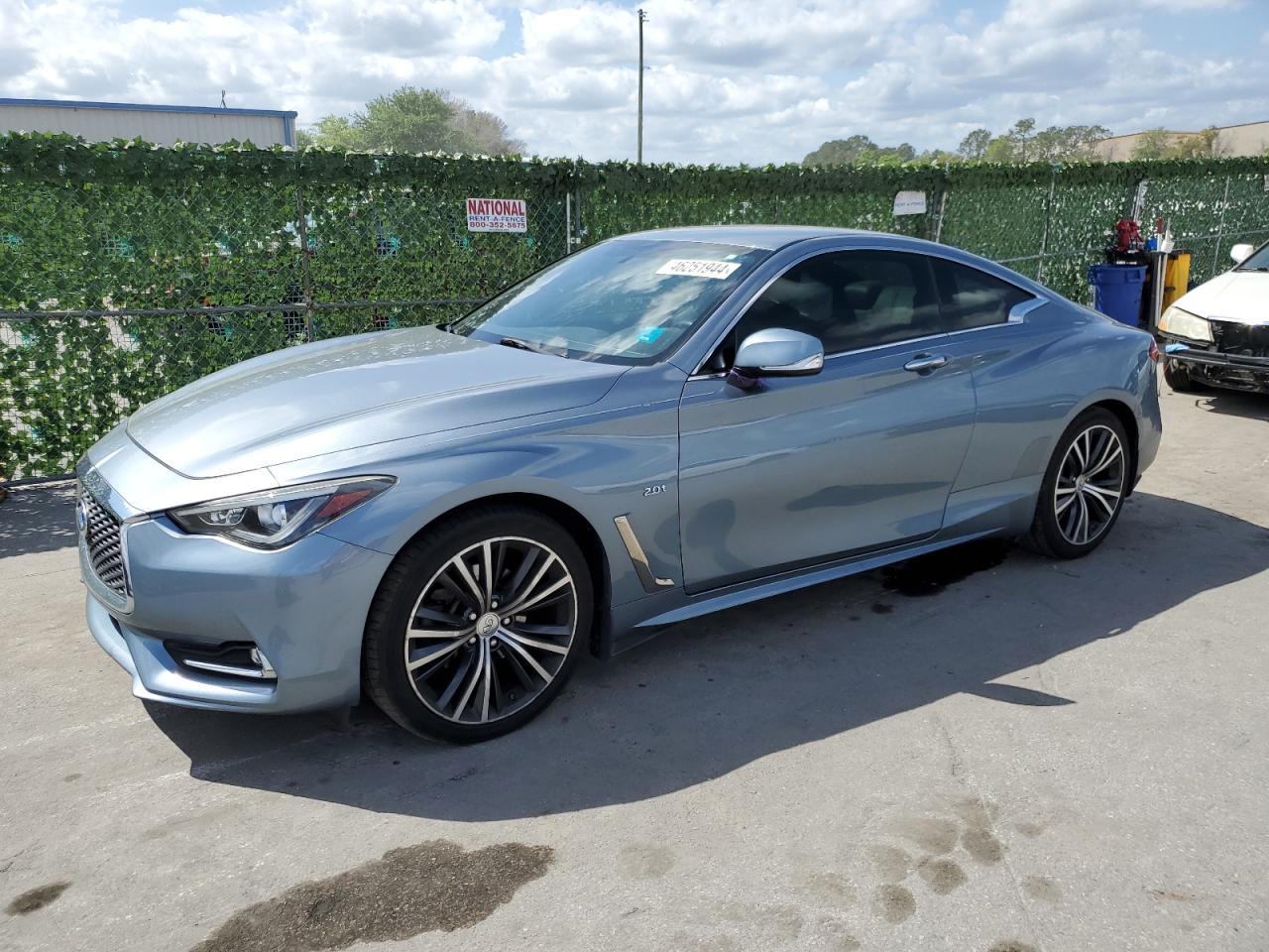 Infiniti Q60 (2017)