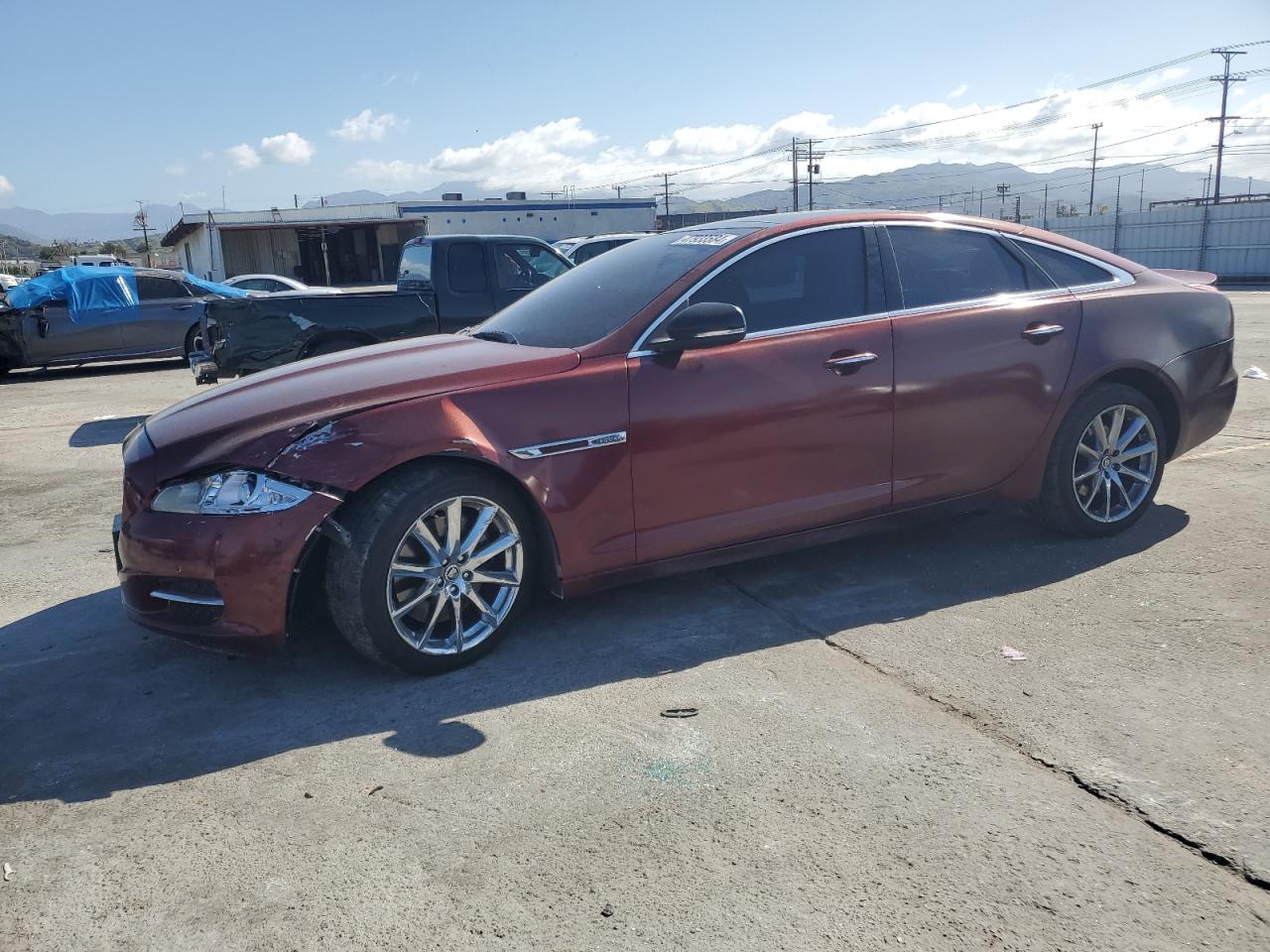 Jaguar Xj (2013)