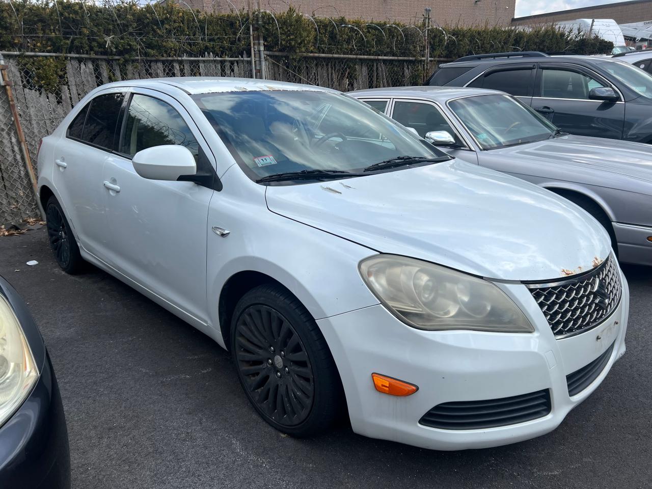 Suzuki Kizashi (2012)