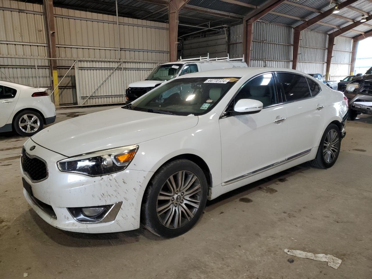 Kia Cadenza (2015)