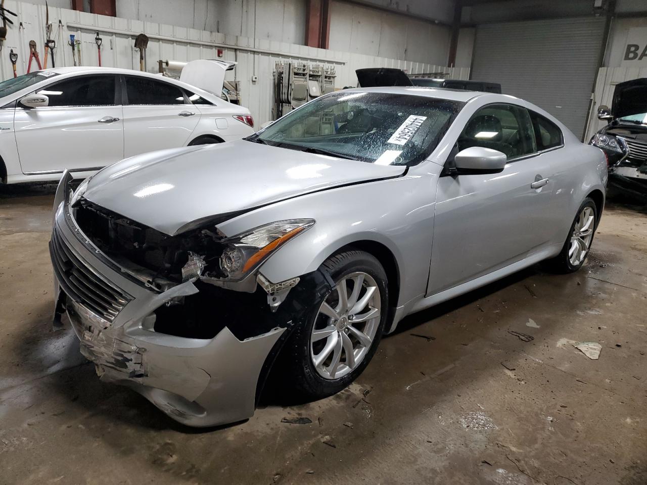 Infiniti G (2013)