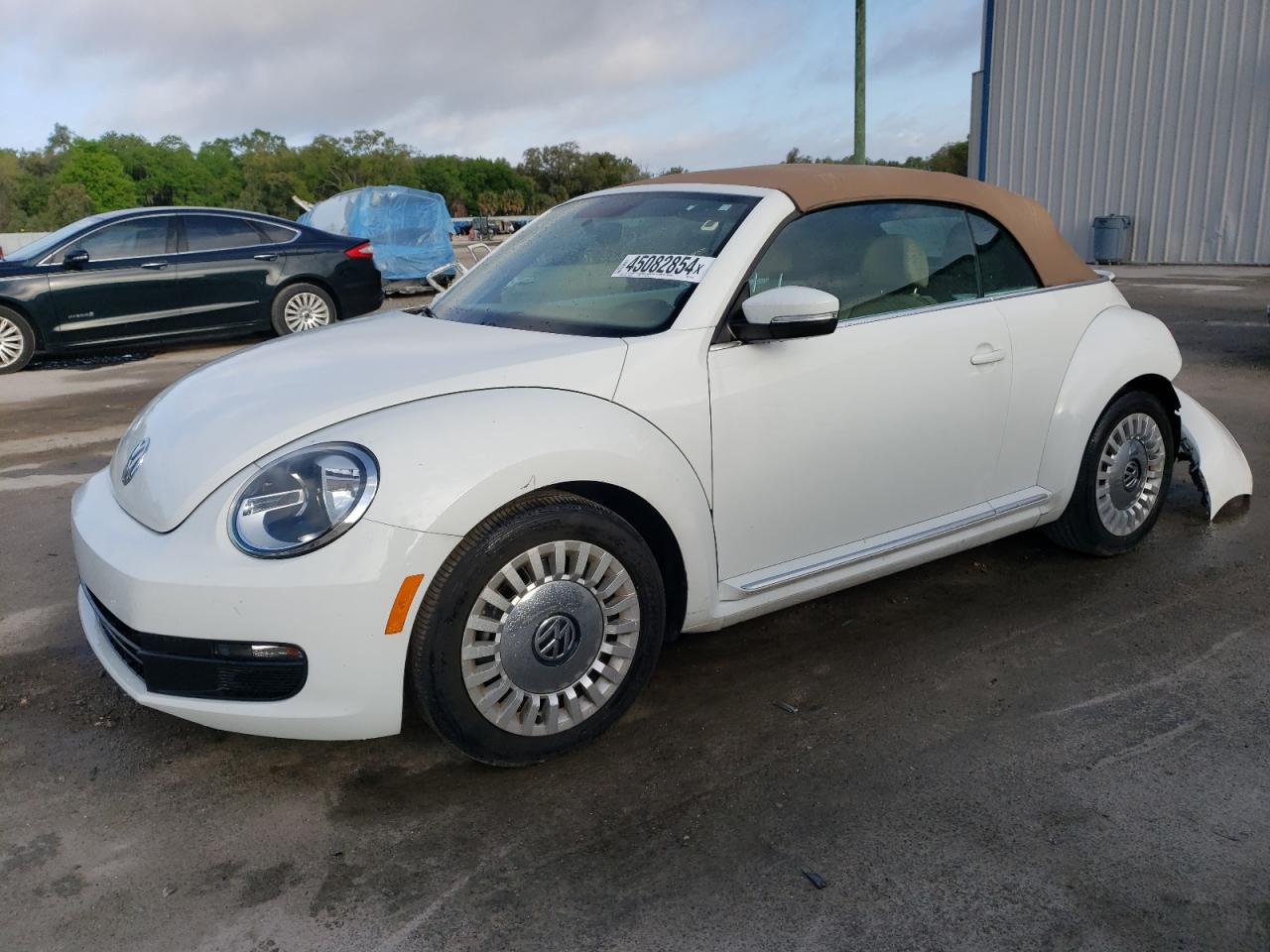 Volkswagen Beetle (2015)