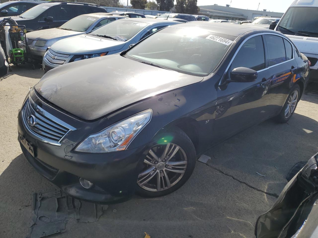 Infiniti Q40 (2015)
