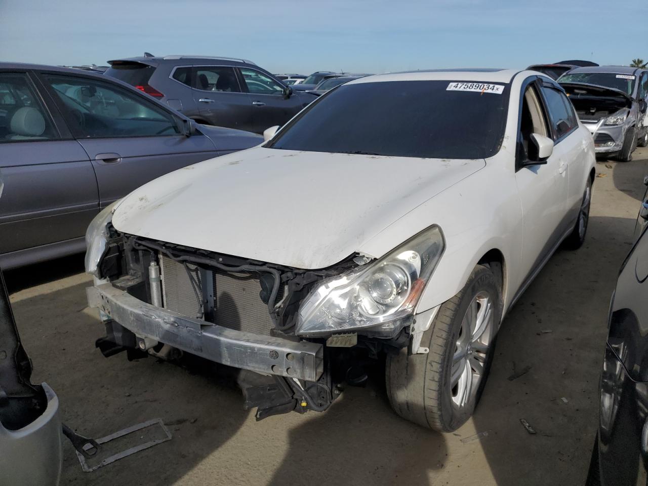 Infiniti G (2013)