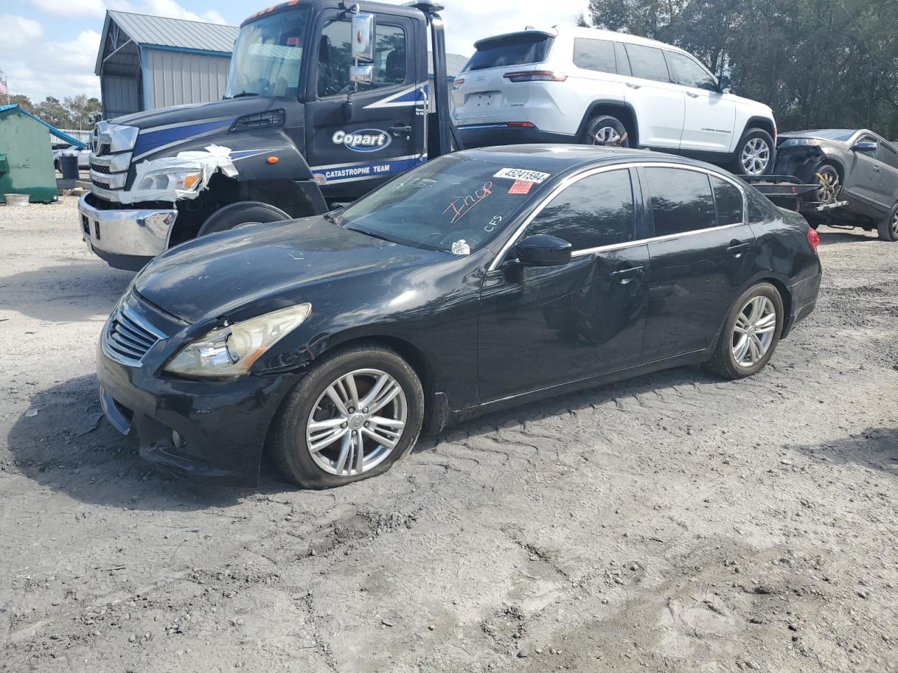 Infiniti G (2013)