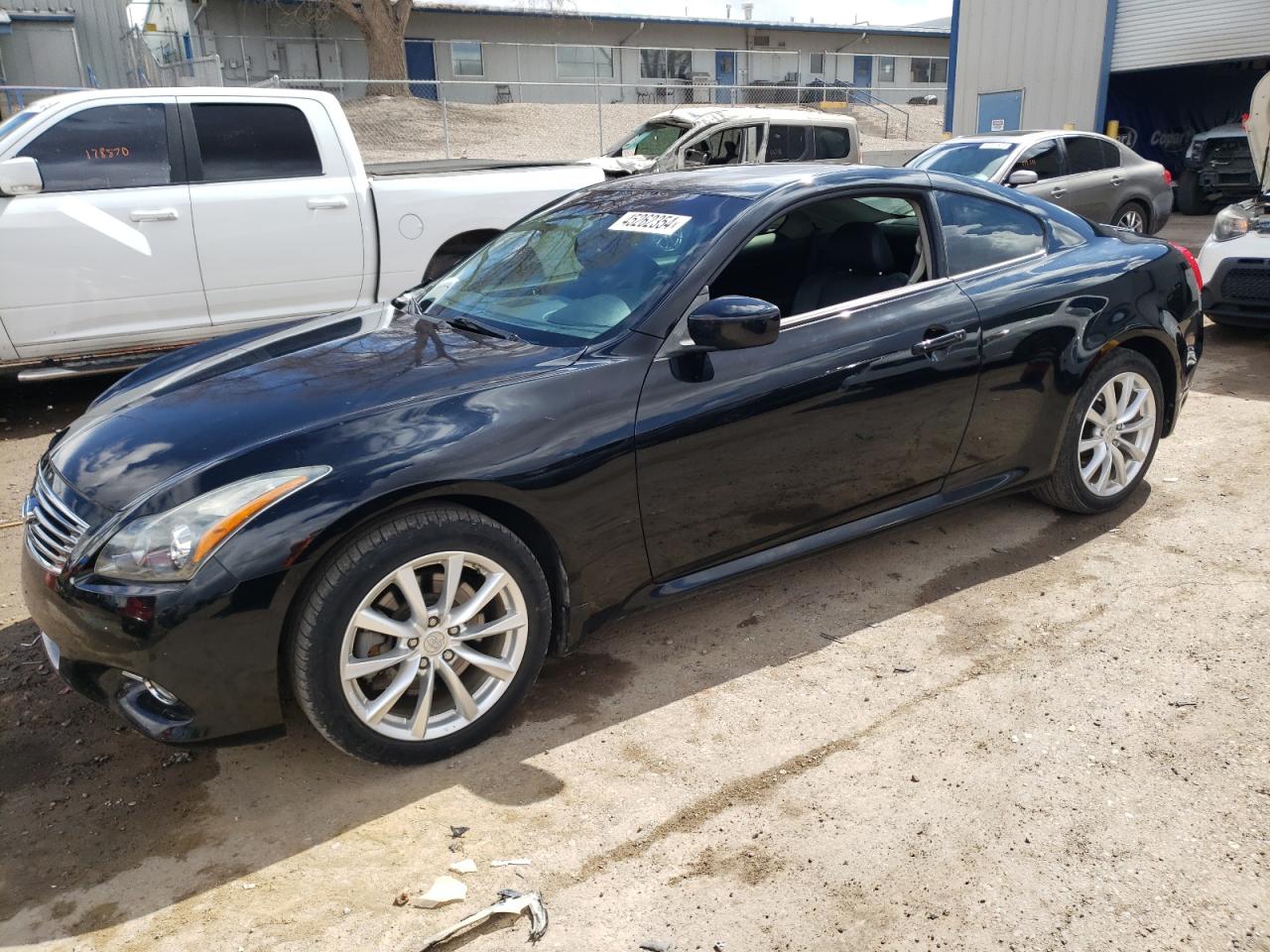 Infiniti G (2013)