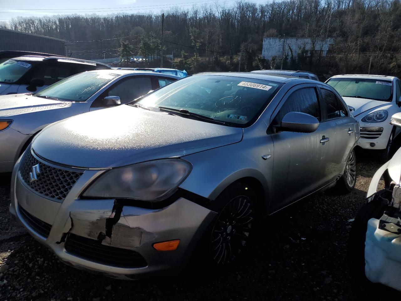 Suzuki Kizashi (2011)