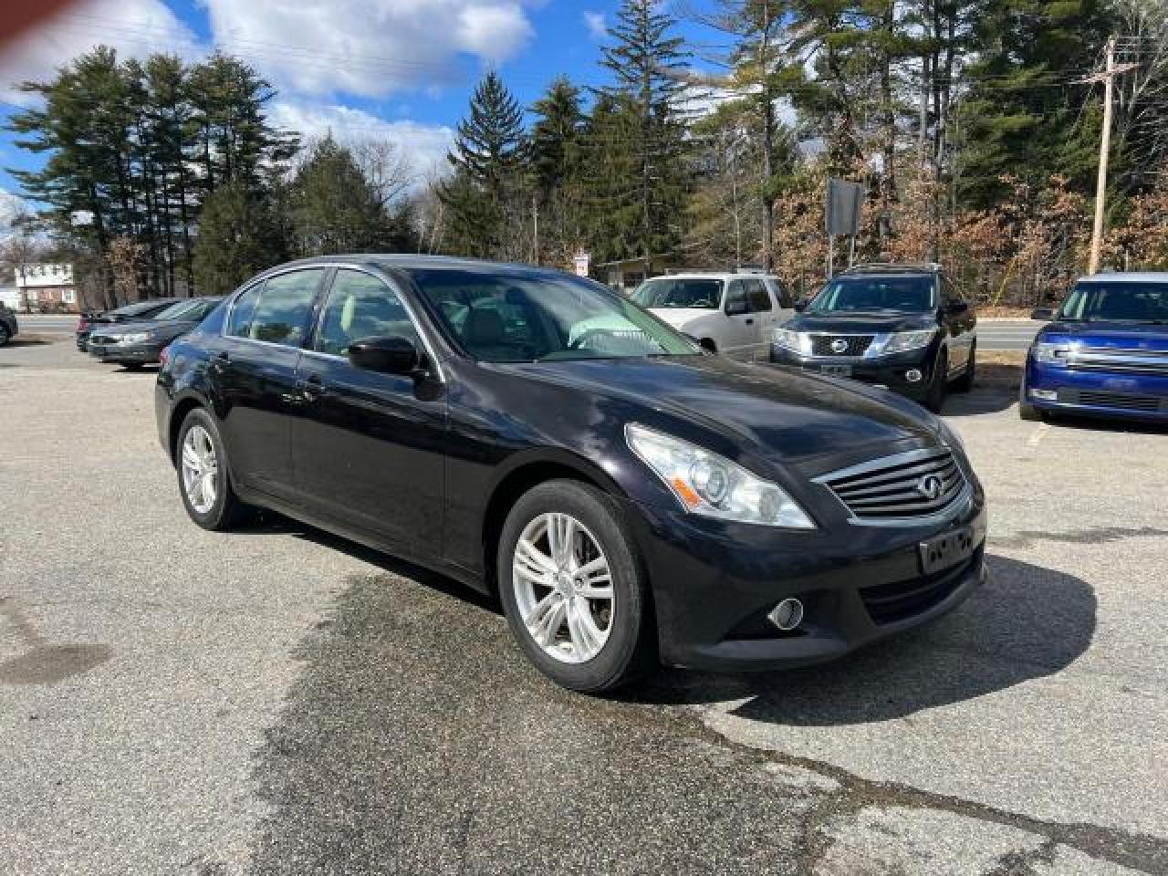 Infiniti G (2012)