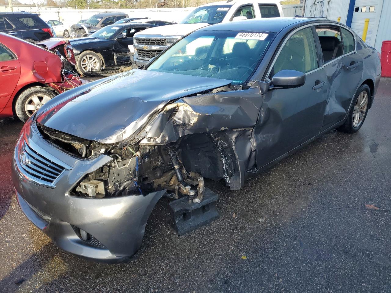 Infiniti G (2013)