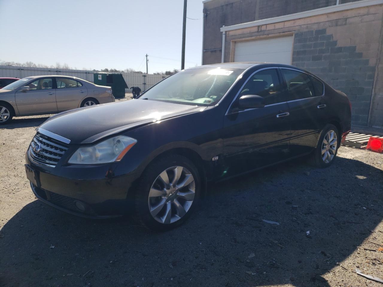 Infiniti M (2007)