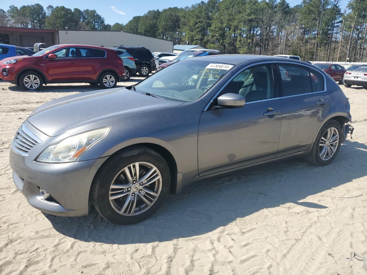 Infiniti G (2011)