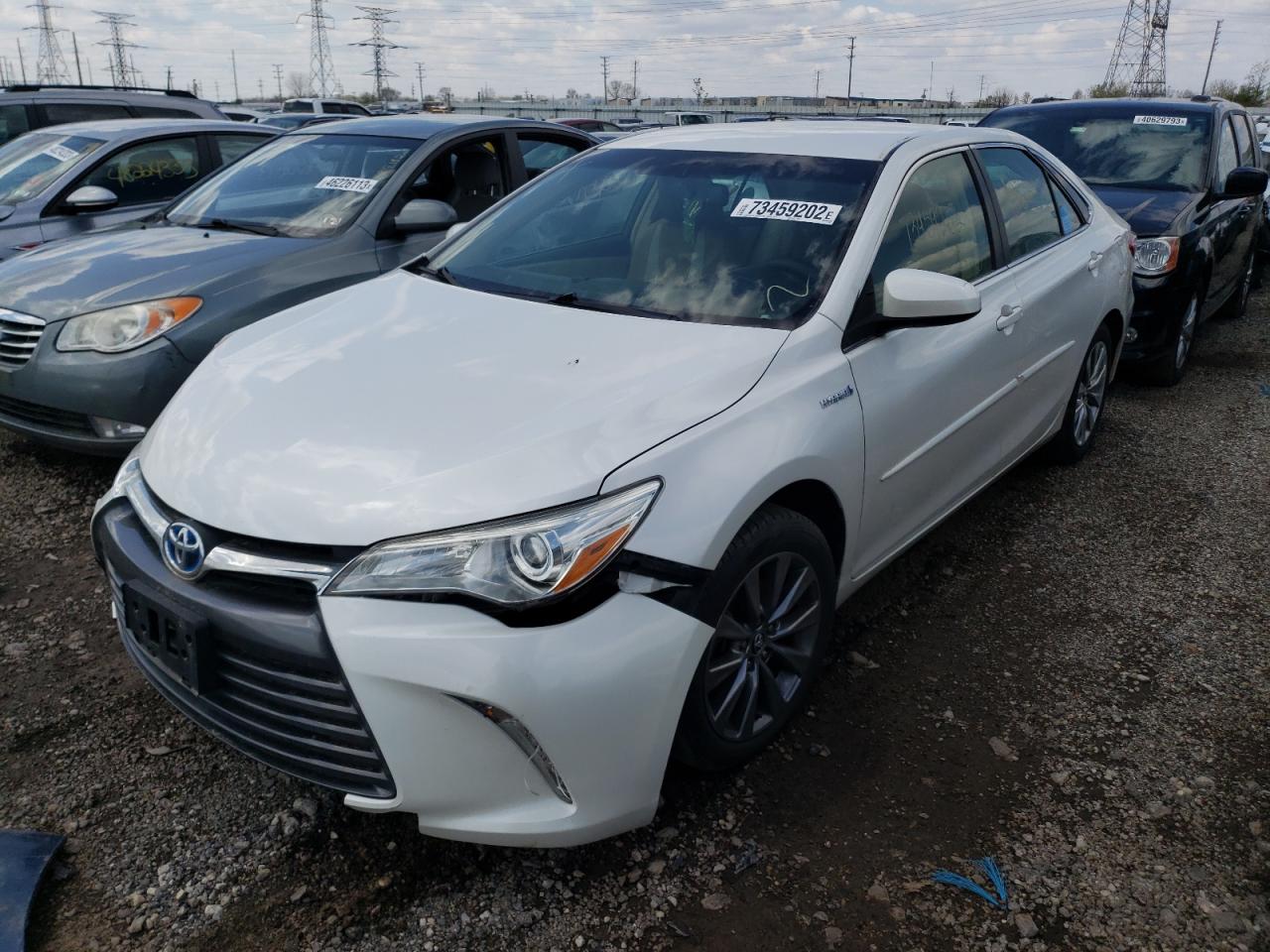 Toyota Camry hybr (2015)