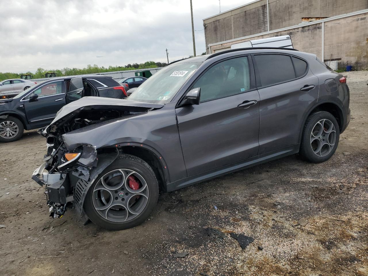 Alfa-romeo Stelvio (2018)