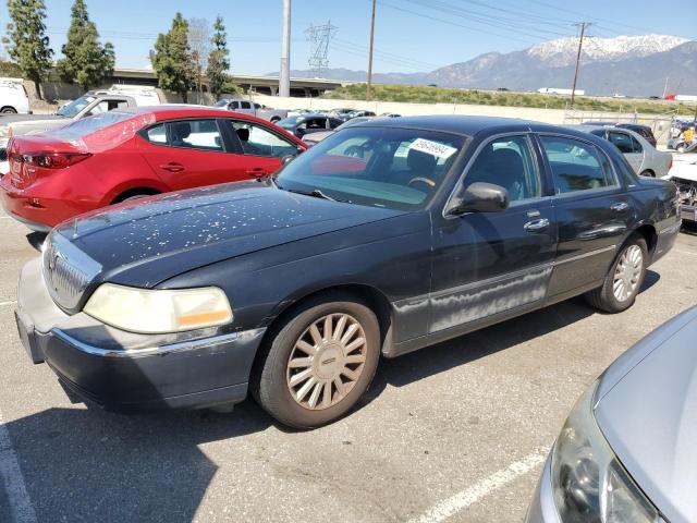 Lincoln Towncar (2003)