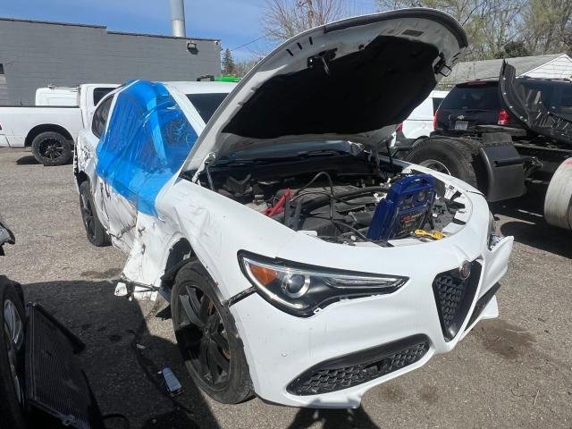Alfa-romeo Stelvio (2019)