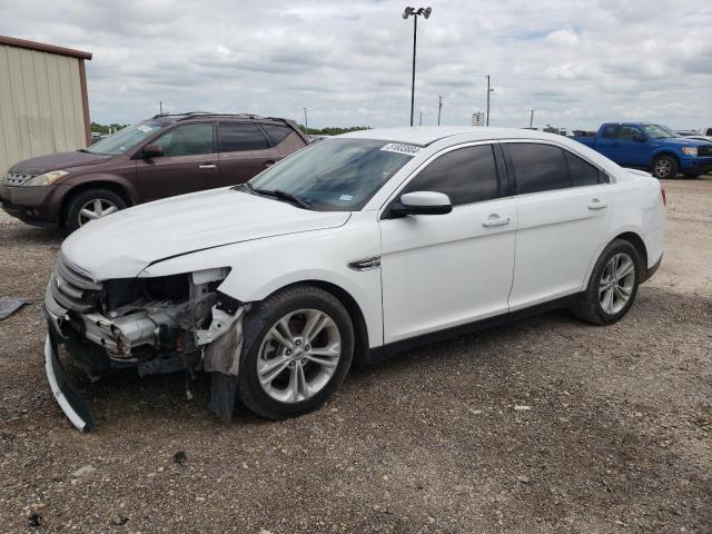 Ford Taurus (2015)