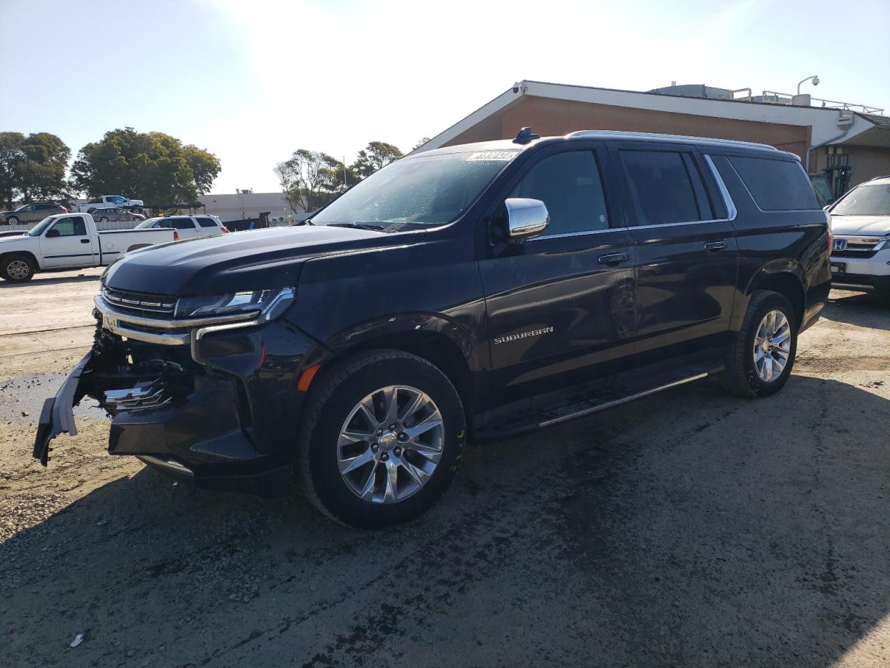 Chevrolet Suburban (2023)