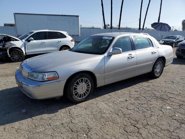 Lincoln Towncar (2009)