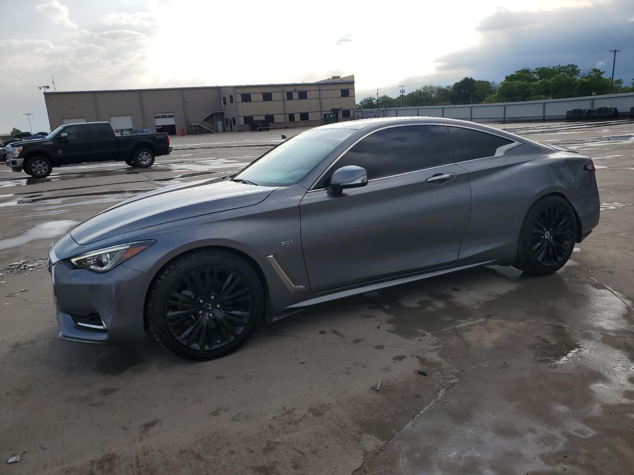Infiniti Q60 (2017)