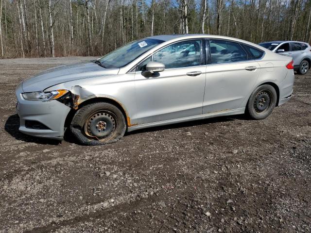 Ford Fusion se (2016)