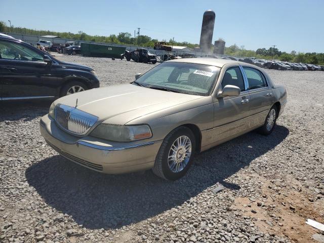 Lincoln Towncar (2010)