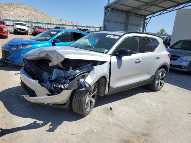 Volvo Xc40 core (2024)