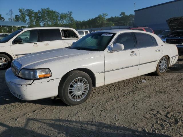 Lincoln Towncar (2007)