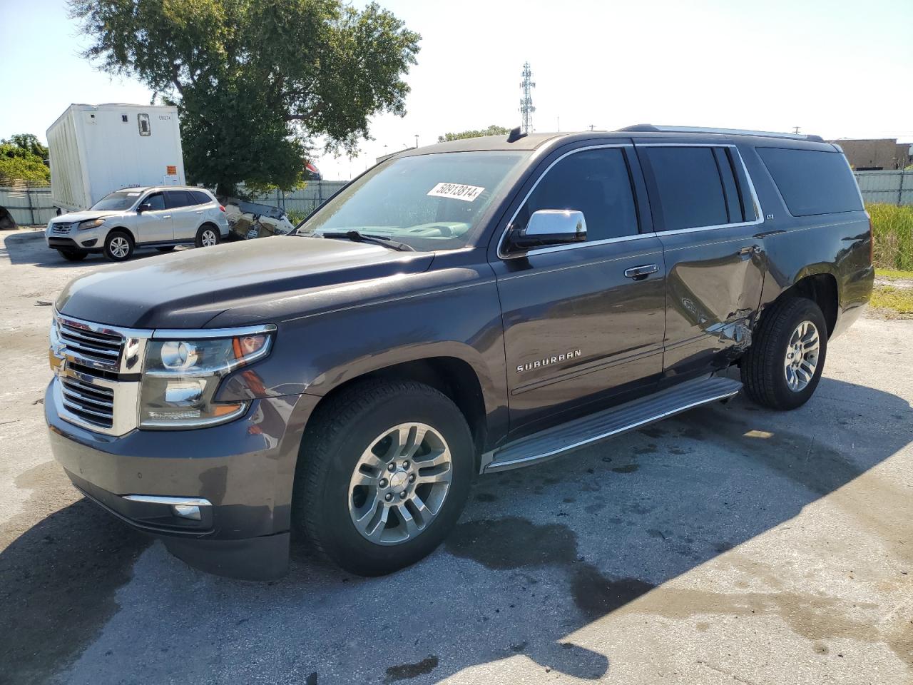 Chevrolet Suburban (2015)