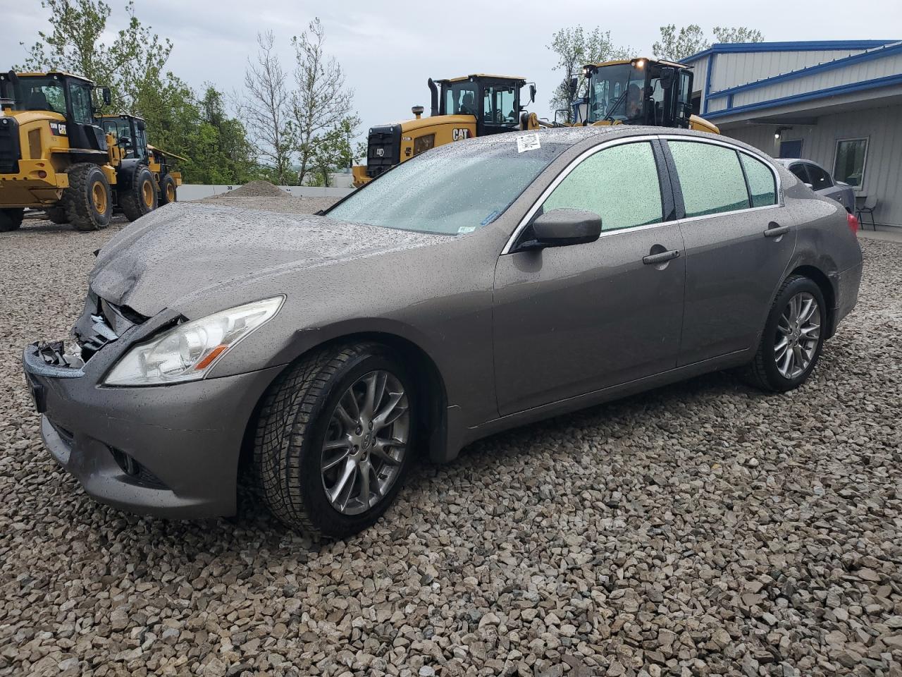 Infiniti G (2012)